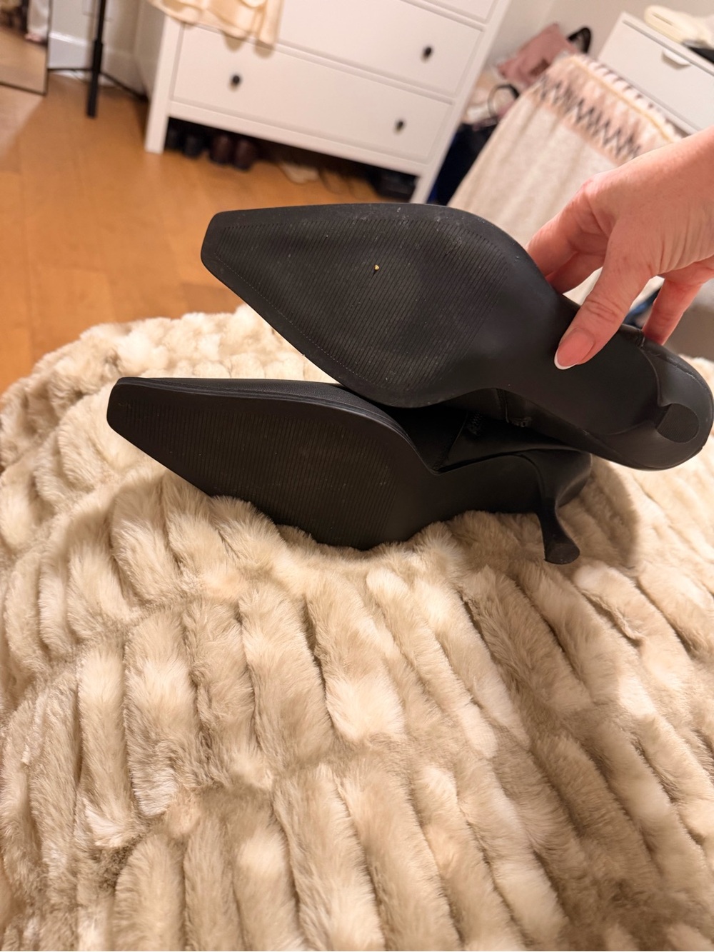 Steve Madden Stasia Black Pointed Leather Ankle Boots with Side Zip - Picture 8 of 10